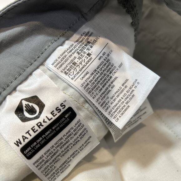 Levi’s Carrier Cargo Shorts Men’s 36 Light Gray NWT 100% Cotton Loose Fit - Picture 7 of 14